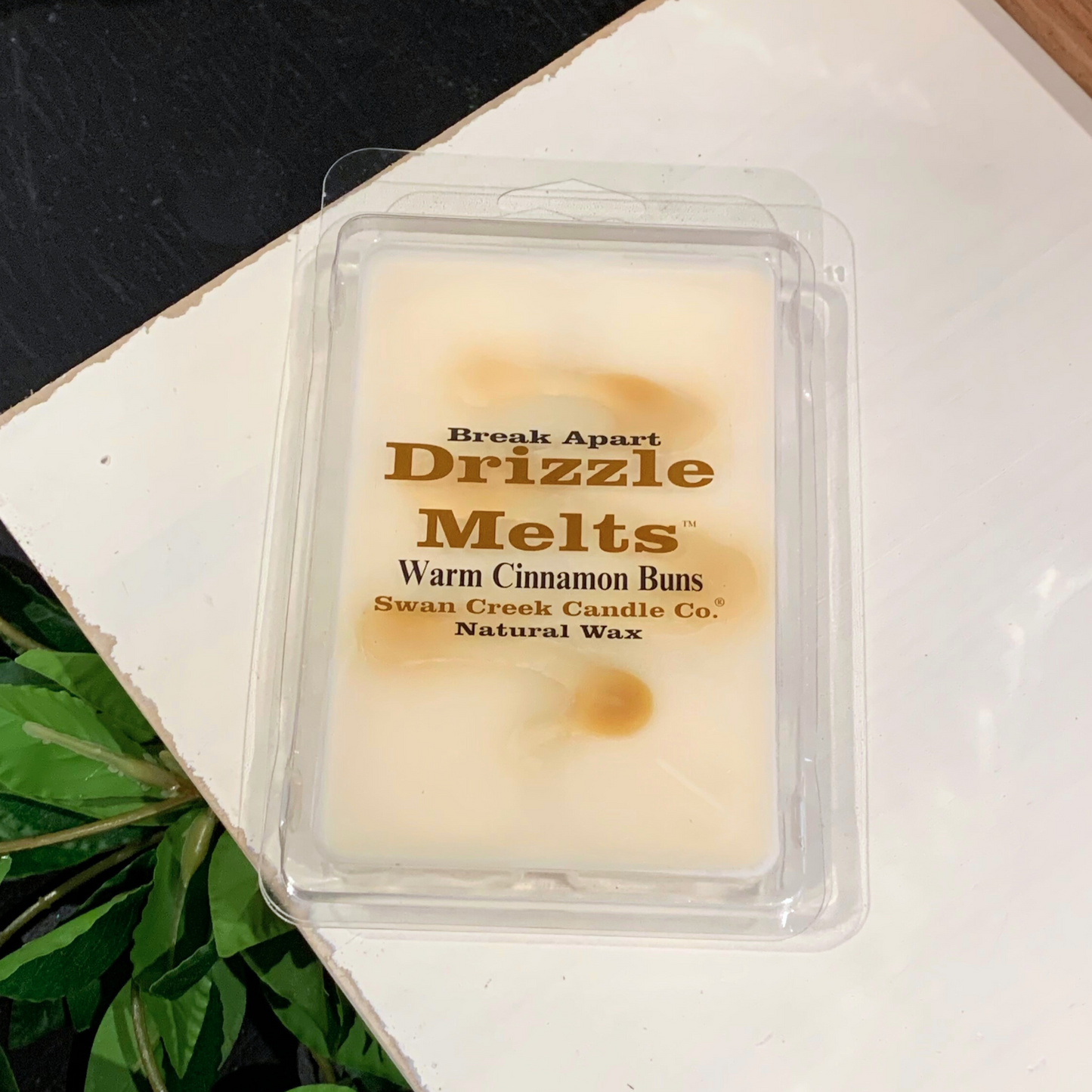 Warm Cinnamon Buns Wax Melts from Swan Creek