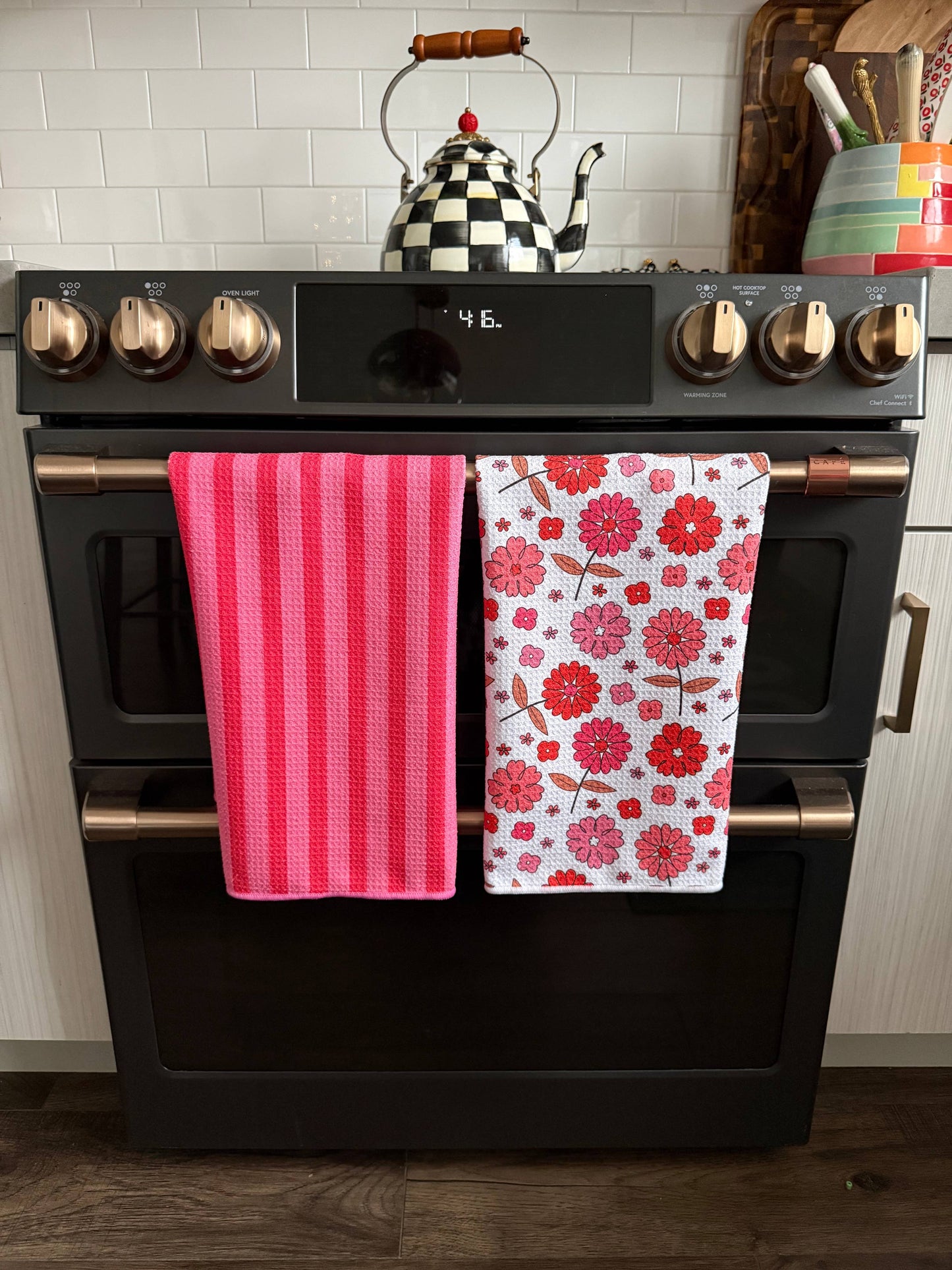 Crae. Pink Licorice Double-Sided Hand Towel
