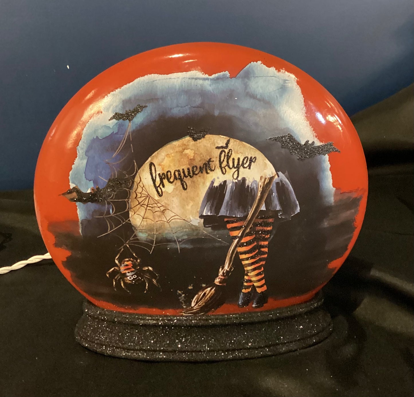 Stony Creek Frequent Flyer Pre-Lit Orb