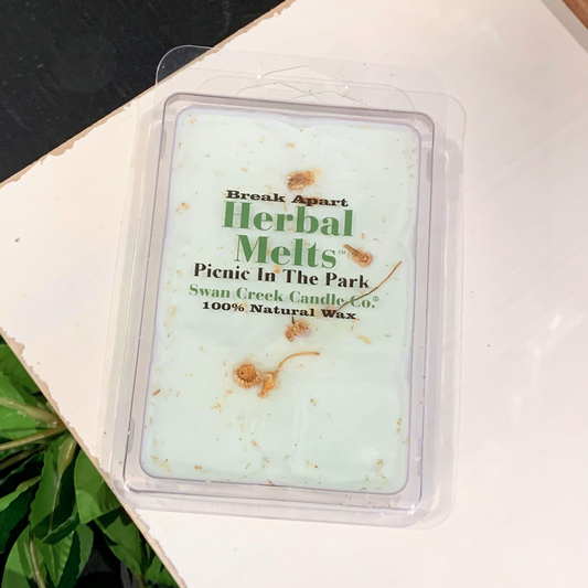 Picnic in the Park Wax Melts from Swan Creek
