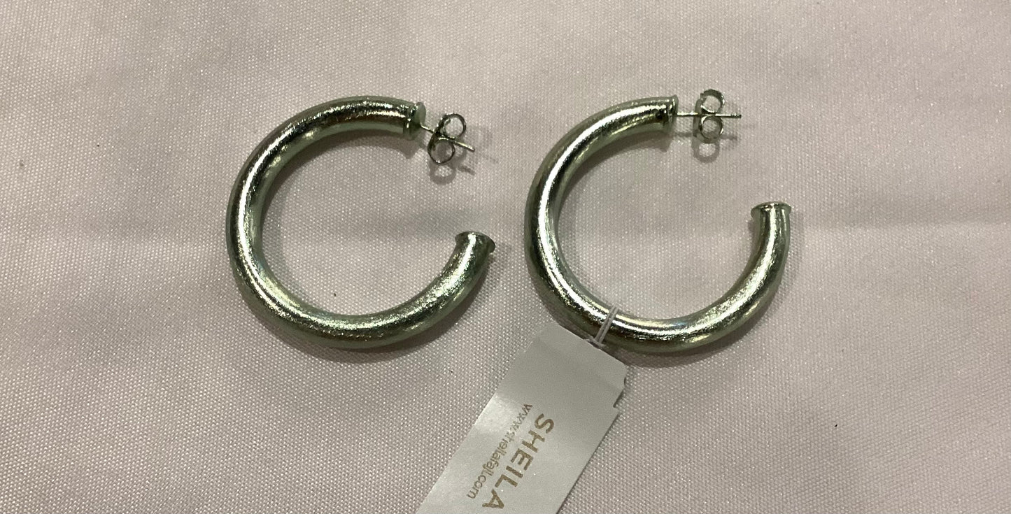 Sheila Fajl Mint Hoops